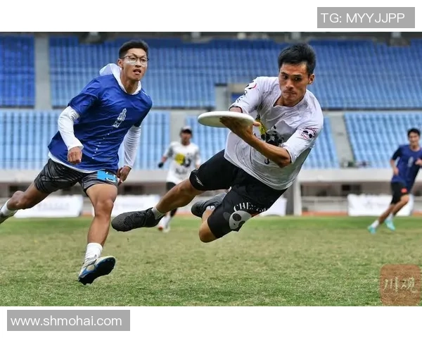 飞盘战术揭秘：深圳飞盘队如何运用快攻制胜对手